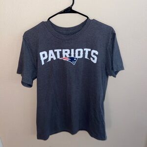 Sporty Football New England Patriots shirt short sleeve navy grey retro fan top